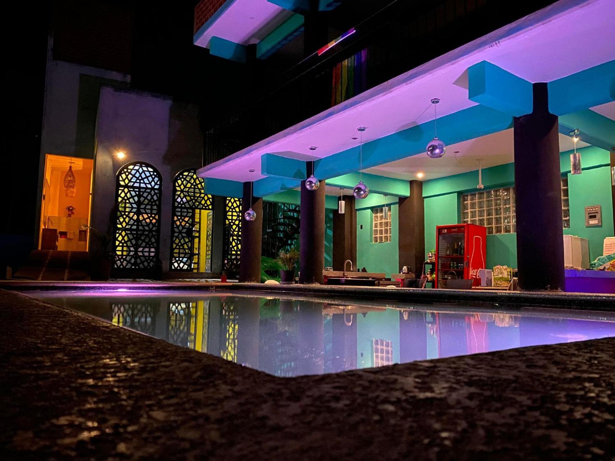 Hierve El Agua Eco Hostel - Confetti Pool Club San Pablo Villa de Mitla Exteriör bild